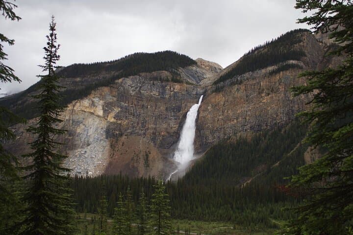 Yoho Day Tour: Emerald Lake, Takakkaw Falls & Hidden Rockies Gems photo 3