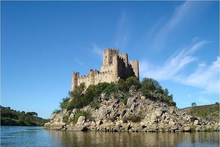 Ourém, Tomar & Almourol Castle Full-Day Private Tour — Knights Templar Route