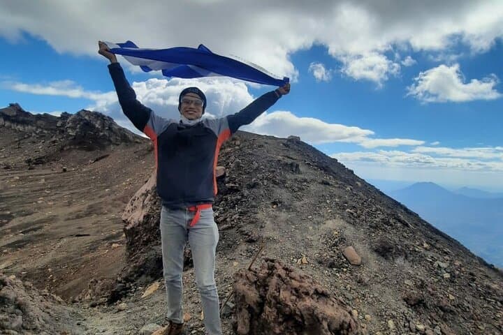 Chaparrastique (San Miguel) Volcano Hike: Conquer El Salvador’s Perfect Cone