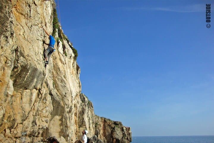 Sea-Cliff Rock Climbing in Cascais: Guided Climbs at Farol da Guia photo 4