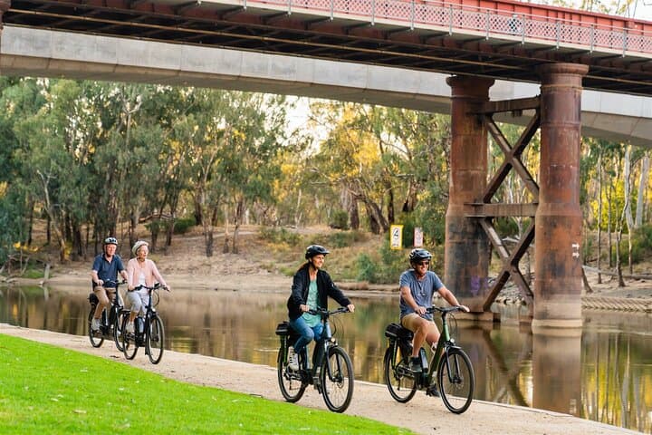Half-Day E-Bike Hire in Echuca — Ride the Murray River Scenic Trails photo 2