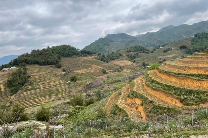 Ta Van 2-Day Trekking and Homestay: Sapa Hmong Villages, Bamboo Forests & Giang Ta Chai Waterfall