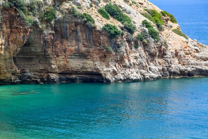 Alanya Catamaran Cruise: 6-Hour Boat Trip with Lunch & Drinks photo 3