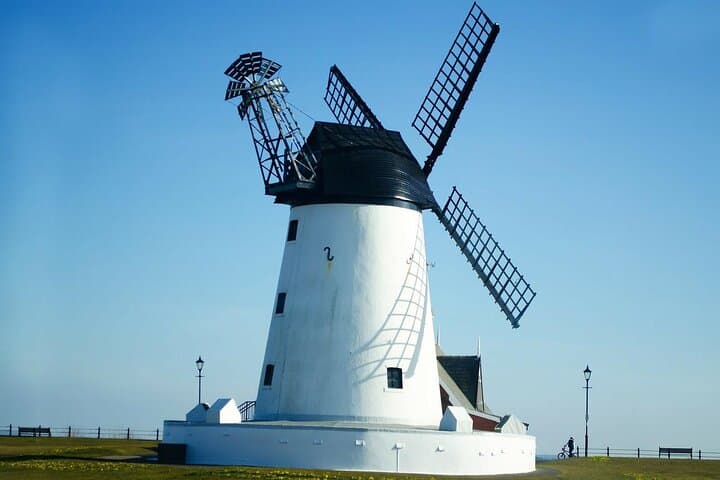 Discover Blackpool's Hidden Treasures with a GPS Adventure Quiz photo 3