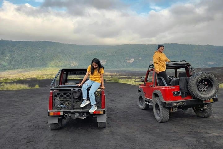 Mount Batur Sunrise Jeep Tour — Breakfast, Black Lava & Natural Hot Springs photo 4
