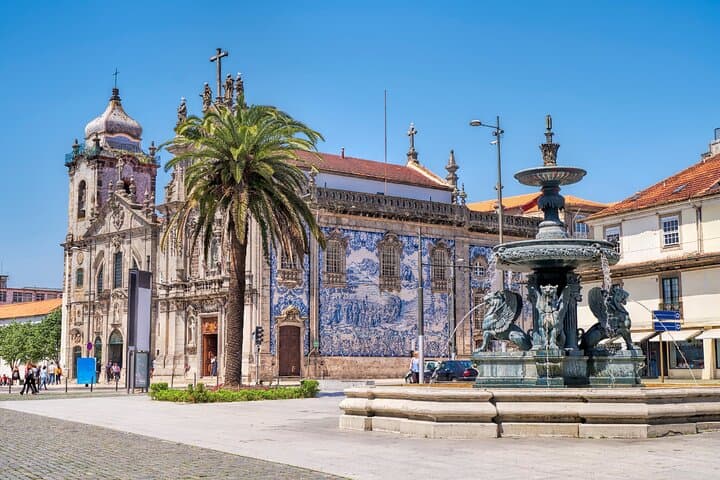 Self-Guided Scavenger Hunt in Porto: Interactive Walking Tour of the Ribeira photo 3