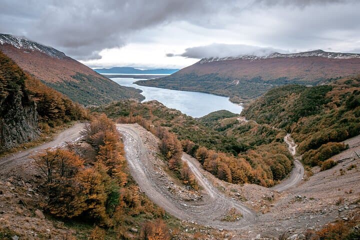 4x4 Off‑Road Adventure to Lago Escondido & Khami (Fagnano) — Day Tour from Ushuaia photo 5