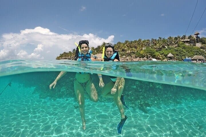 Full-Day Garrafon Reef Park VIP: Snorkel, Kayak & Beach Club on Isla Mujeres