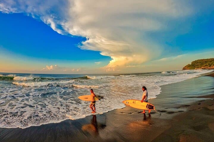 Puerta del Diablo to El Tunco: Hike, Viewpoints & Surf on a Day Tour in El Salvador