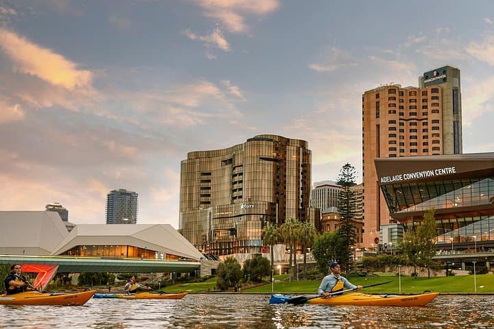 Paddle Karrawirra Parri: 90-Minute Adelaide City Kayak Tour photo 5