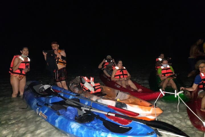 Kayak Bioluminescence Tour in Holbox: Night Paddle to Punta Mosquito photo 2