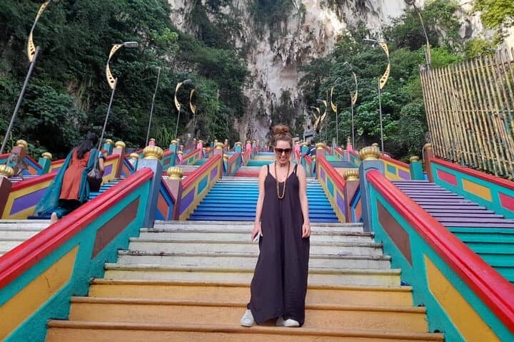 Batu Caves Tour: Climb 272 Steps to Kuala Lumpur’s Limestone Temples photo 4