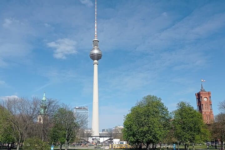 Berlin Highlights by Rickshaw, E-Bike & E-Scooter: Private 3-Hour Tour photo 5