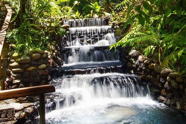 Day Trip to Arenal Volcano and Hot Springs: Hike, Wildlife and Thermal Baths photo 4