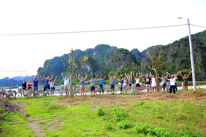 Hoa Lu, Tam Coc & Mua Cave — Luxury Day Trip from Hanoi photo 5