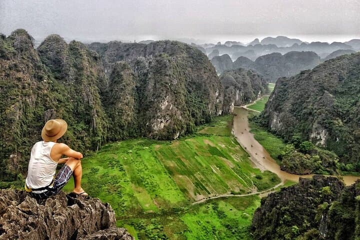 Tam Coc & Mua Cave Day Trip from Hanoi — Hoa Lu, Am Tien & Boat Ride photo 1