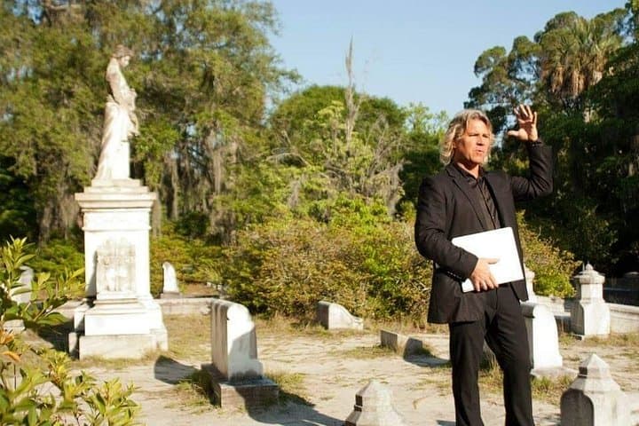 Private Bonaventure Cemetery Day Tour with Shannon Scott - Savannah River Oaks & History photo 1