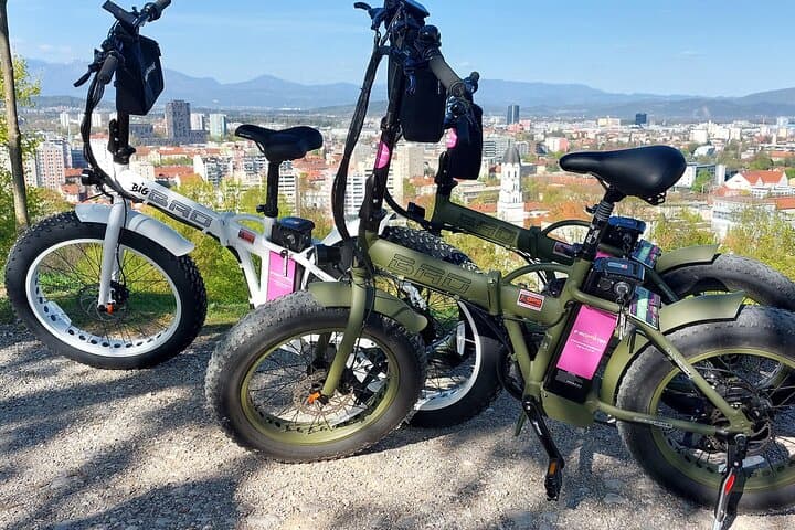 Electric Bike Rental in Ljubljana: Cruise Castle Views & Riverfront Routes photo 2