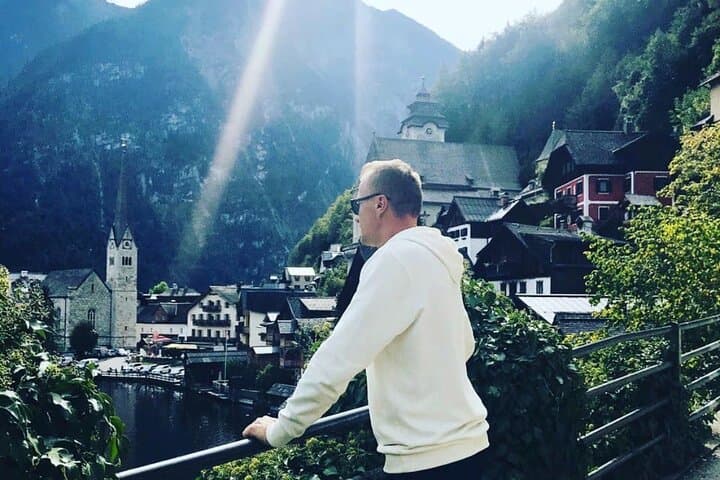 Private Day Trip from Prague to Hallstatt — Lakeside Picnic & Skywalk Views photo 5