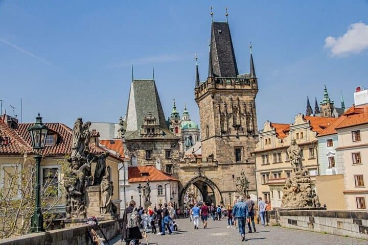 Photogenic Prague: 6-Hour Private Photography Tour by Car