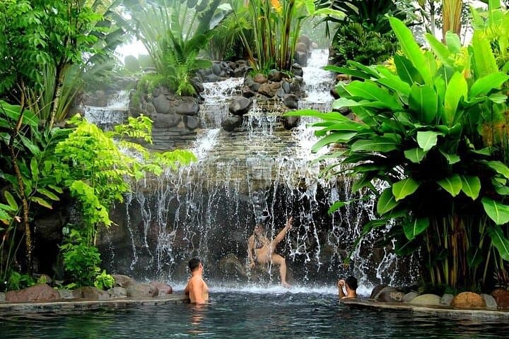 Full-day Arenal Volcano Rainforest: Hanging Bridges, Waterfall & Hot Springs photo 2