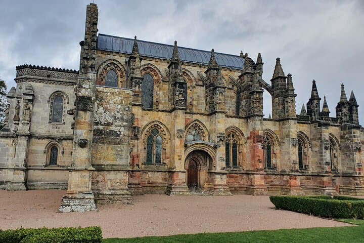 Private Scottish Borders Day Tour: Rosslyn Chapel, Melrose & Abbotsford