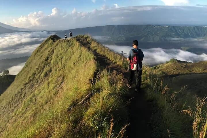 Sunrise Summit: Bali Mount Batur Guide to the Pre-Dawn Hike photo 4