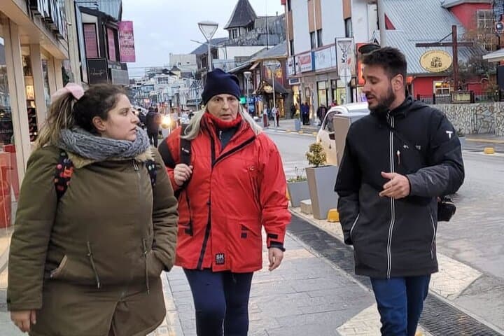 Ushuaia Walking Tour: Chocolate, Craft Beer & Historic Bay Stroll photo 2