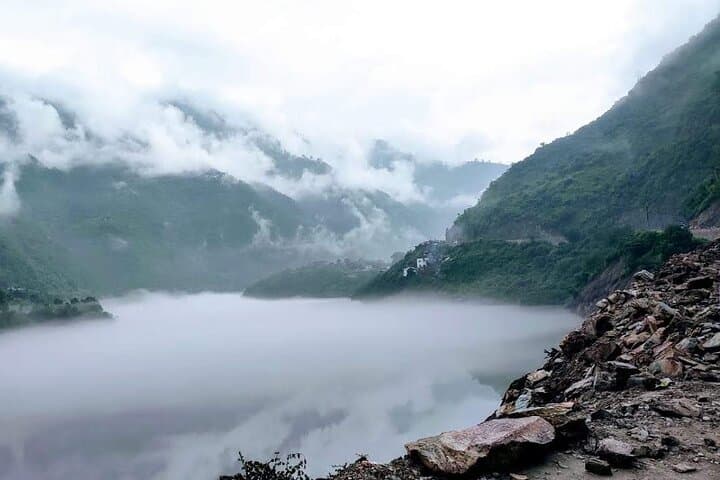 Valley of Flowers Trek: Hemkund Sahib & Alpine Bloom Trekking Guide photo 4