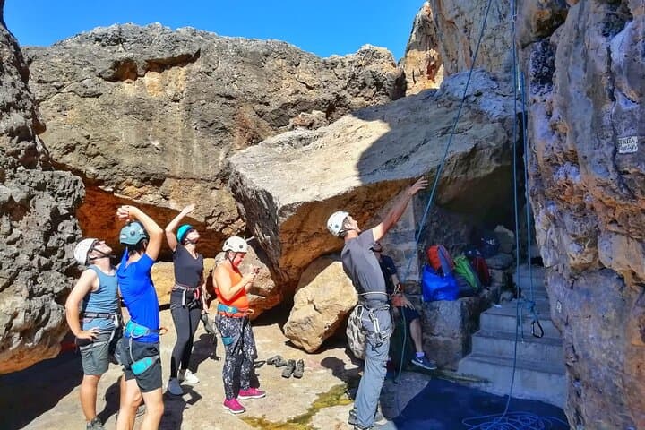 Sea-Cliff Rock Climbing in Cascais: Guided Climbs at Farol da Guia photo 2