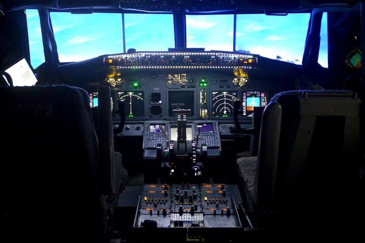 Pilot-for-a-Day: Intro 737 Flight Simulator in Sal (Santa Maria)