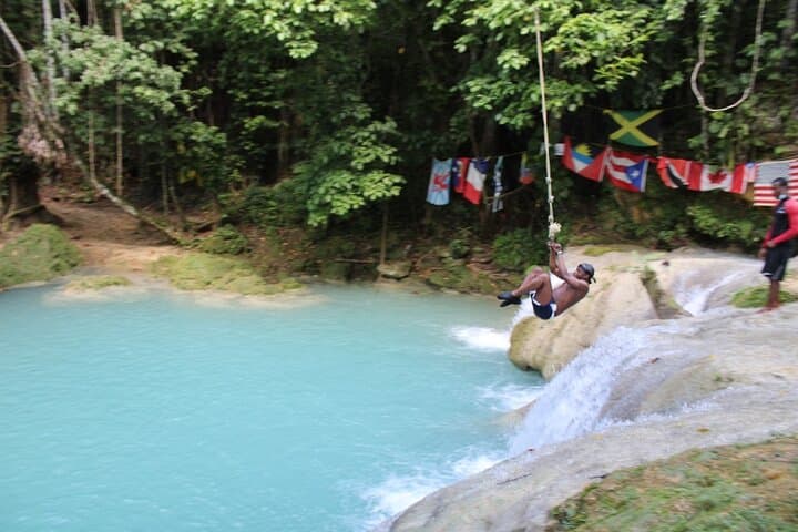 Blue Hole and Dunn's River Falls Full-Day Tour from Montego Bay