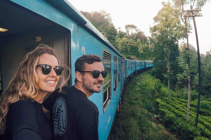 Nuwara Eliya to Ella: Ambewela Scenic Train Tickets and Hill-Country Views