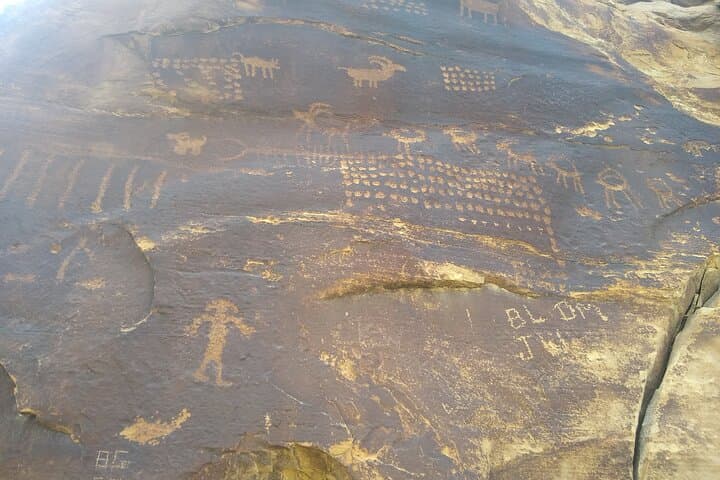 Moab E-Bike Petroglyph Tour — Kane Creek Canyon Ride photo 3