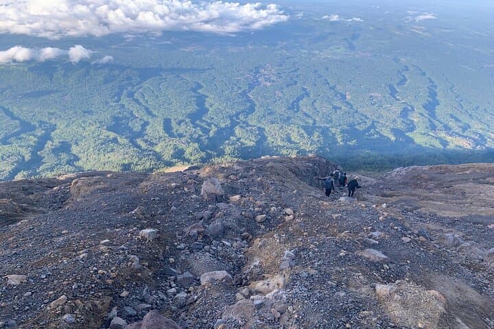 Three-Volcano Hike Bali: Batur, Agung & Ijen in 6 Days photo 6