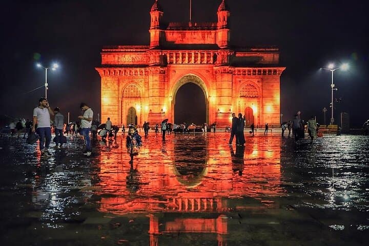 Explore Mumbai's Nightlife: A Cultural Odyssey After Dark photo 2