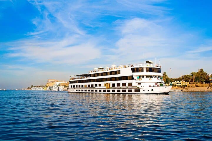 5-Day Egypt Highlights: Cairo, Nile Cruise, Abu Simbel & Luxor Balloon