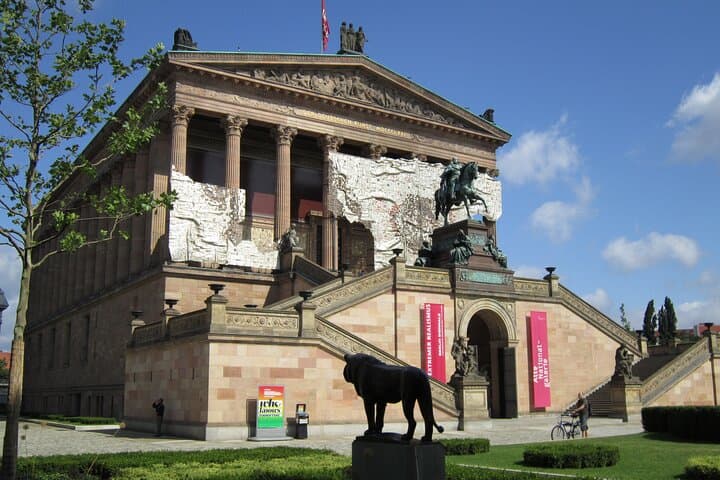Private Custom 3-Hour Berlin Tour by Car with Hotel Pickup photo 4