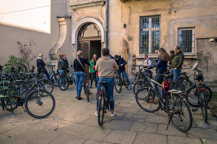Krakow Private Bike Tour: Old Town, Kazimierz & Vistula Highlights photo 3