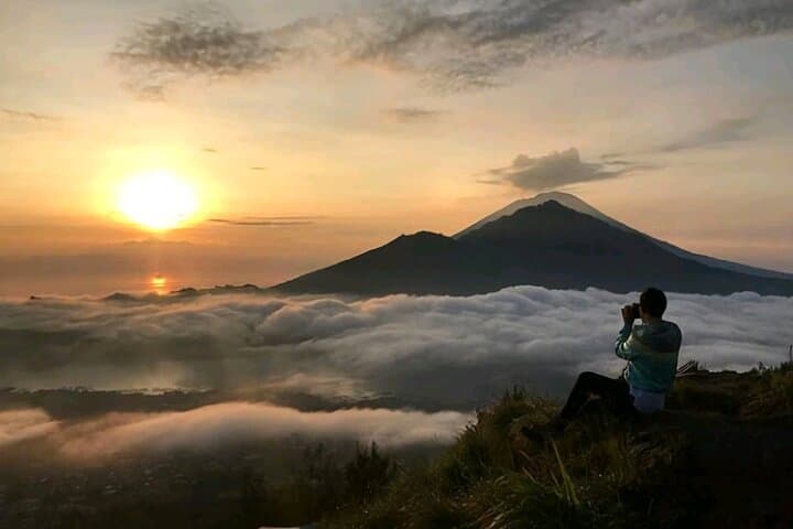 Mount Batur Sunrise Hike: Private Trek with Volcanic Breakfast photo 3