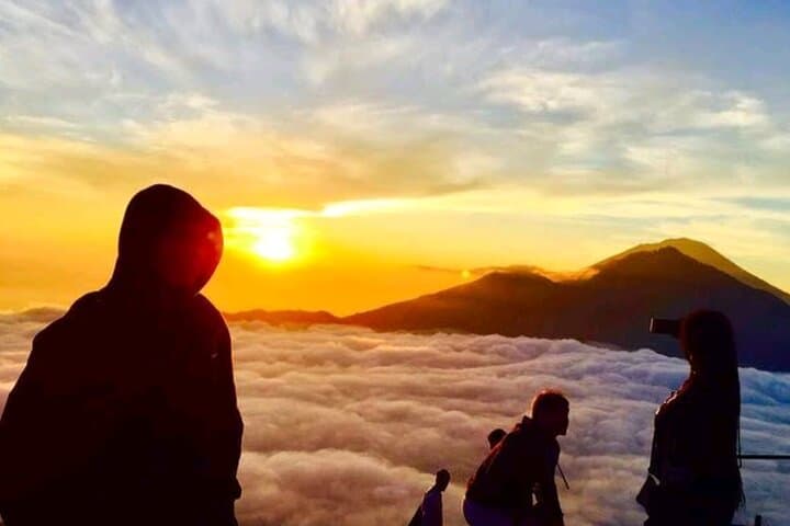 Mount Batur Sunrise Hike: Private Trek with Volcanic Breakfast photo 5