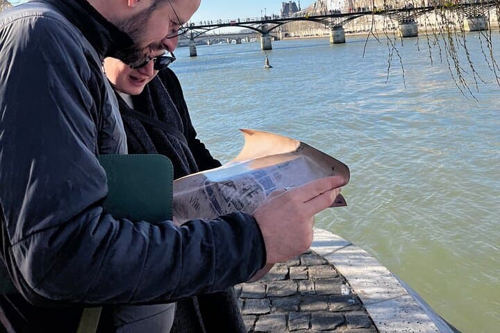 Ile de la Cité Escape Game — Nicolas Flamel's Stone Walking Treasure Hunt in Paris photo 4
