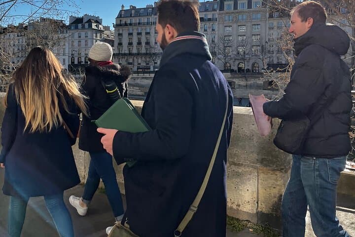 Ile de la Cité Escape Game — Nicolas Flamel's Stone Walking Treasure Hunt in Paris photo 5