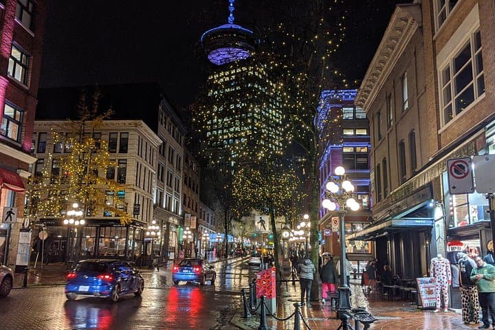 Vancouver Highlights: 2-Hour City Loop to Stanley Park, Gastown & Granville Island photo 4