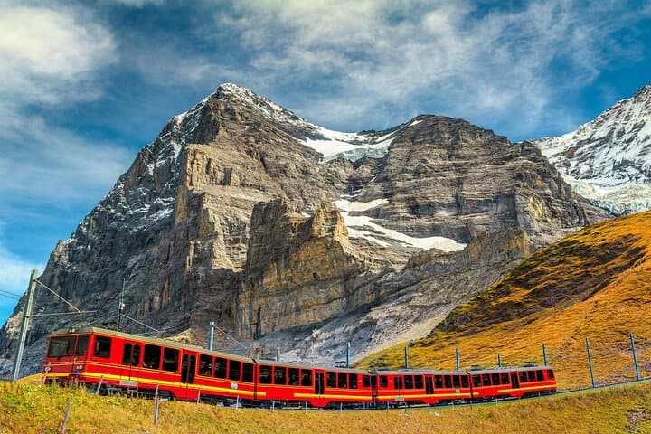 Jungfraujoch Day Trip from Lucerne: Eiger Express, Ice Palace & Sphinx Terrace