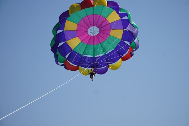 Parasailing Over Dubai Marina: 15-Minute Sky Ride Above JBR