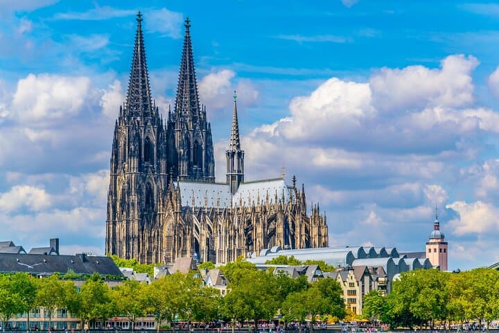Cologne Highlights: Private 1-Day Guided Tour with Transport photo 3