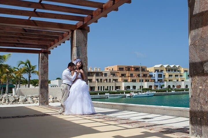 Punta Cana Professional Hotel & Villa Photoshoot — Private 1‑Hour Session photo 5