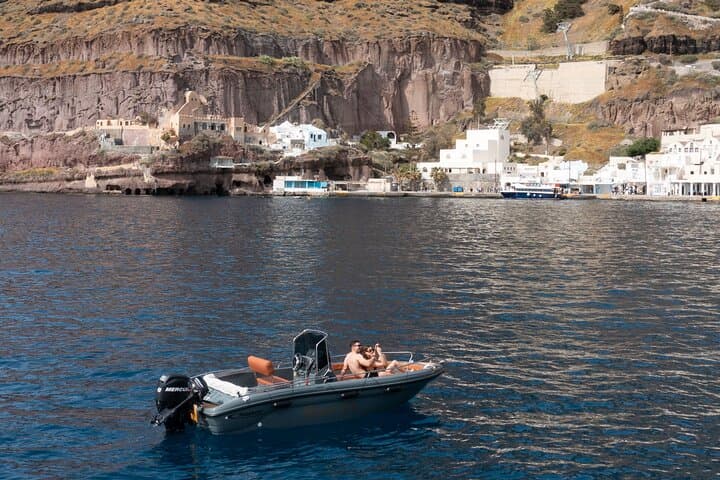Self-Drive Ranieri Boat Rental in Santorini: Private 5‑Hour Cruise to Caldera & Thirasia photo 3