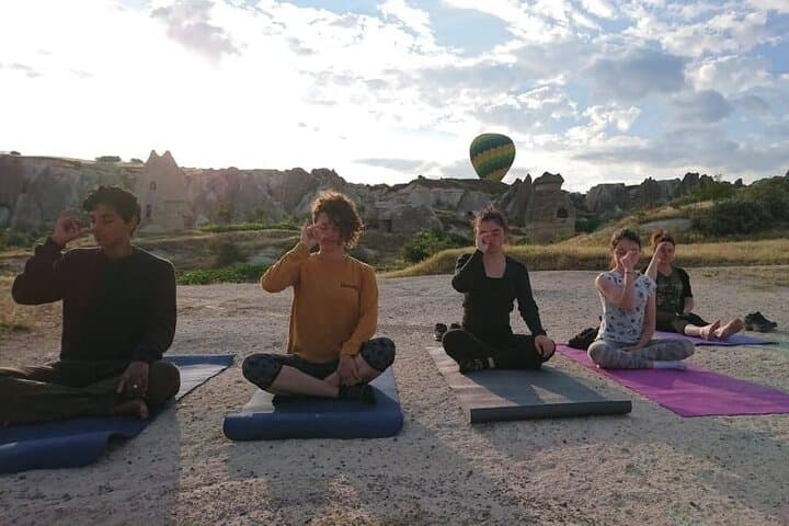 Outdoor Yoga in Zemi Valley, Cappadocia: Morning Flow Among Fairy Chimneys photo 2